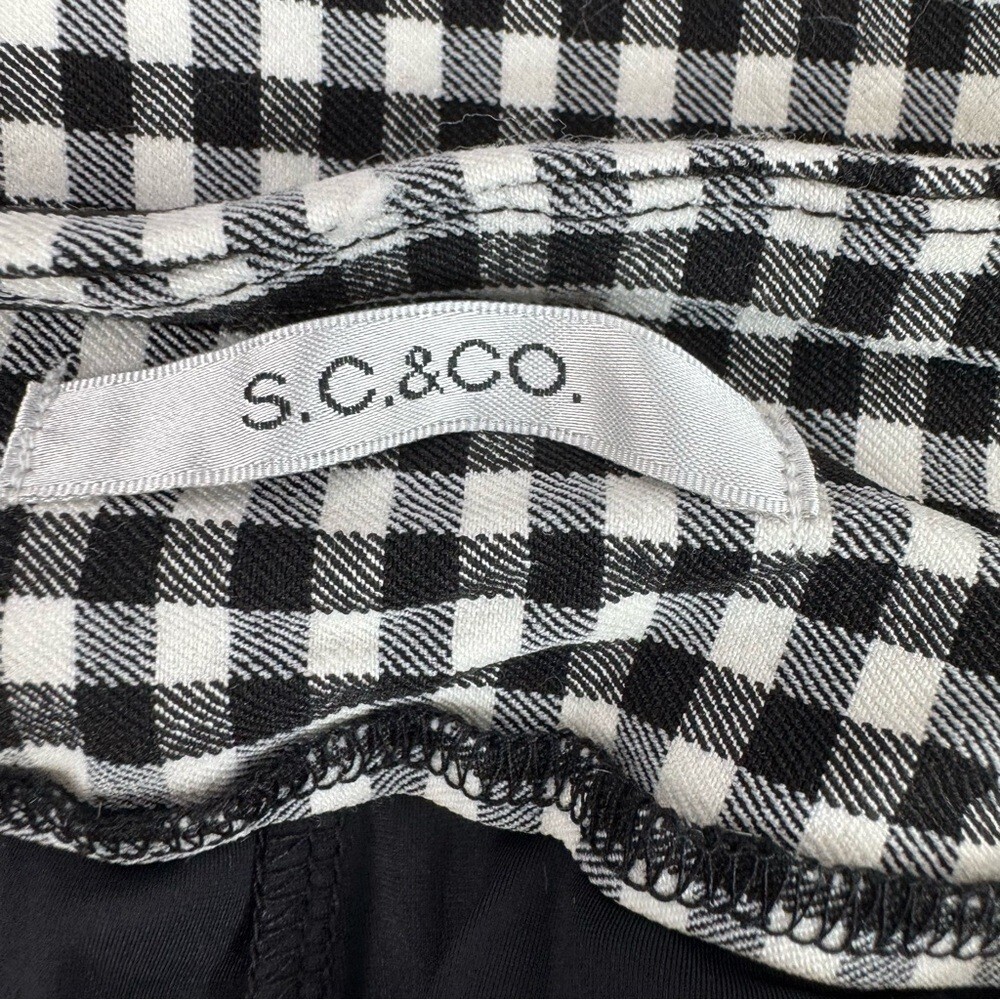 S.c & co skort shorts underneath Stylish Black and White Checkered Mini Skirt - Picture 8 of 11